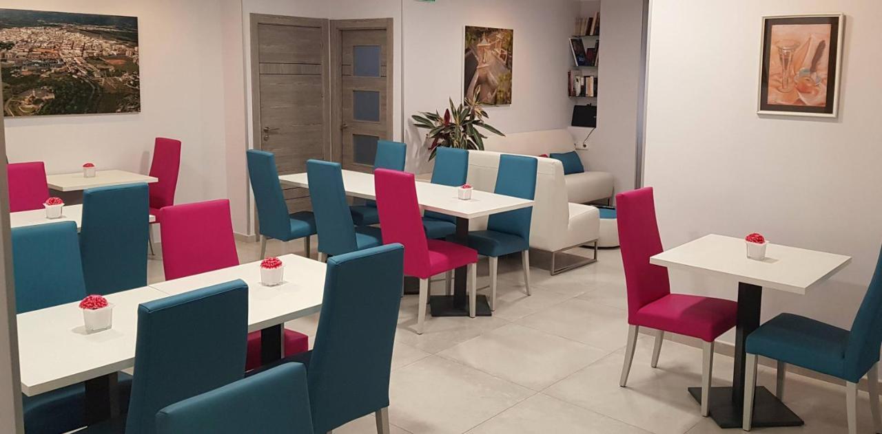 Hotel Avenida Plaza Alzira Ngoại thất bức ảnh