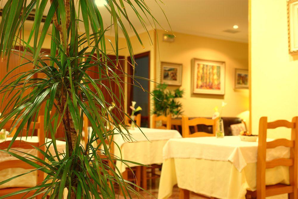 Hotel Avenida Plaza Alzira Ngoại thất bức ảnh