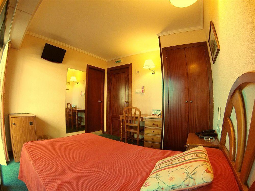 Hotel Avenida Plaza Alzira Ngoại thất bức ảnh