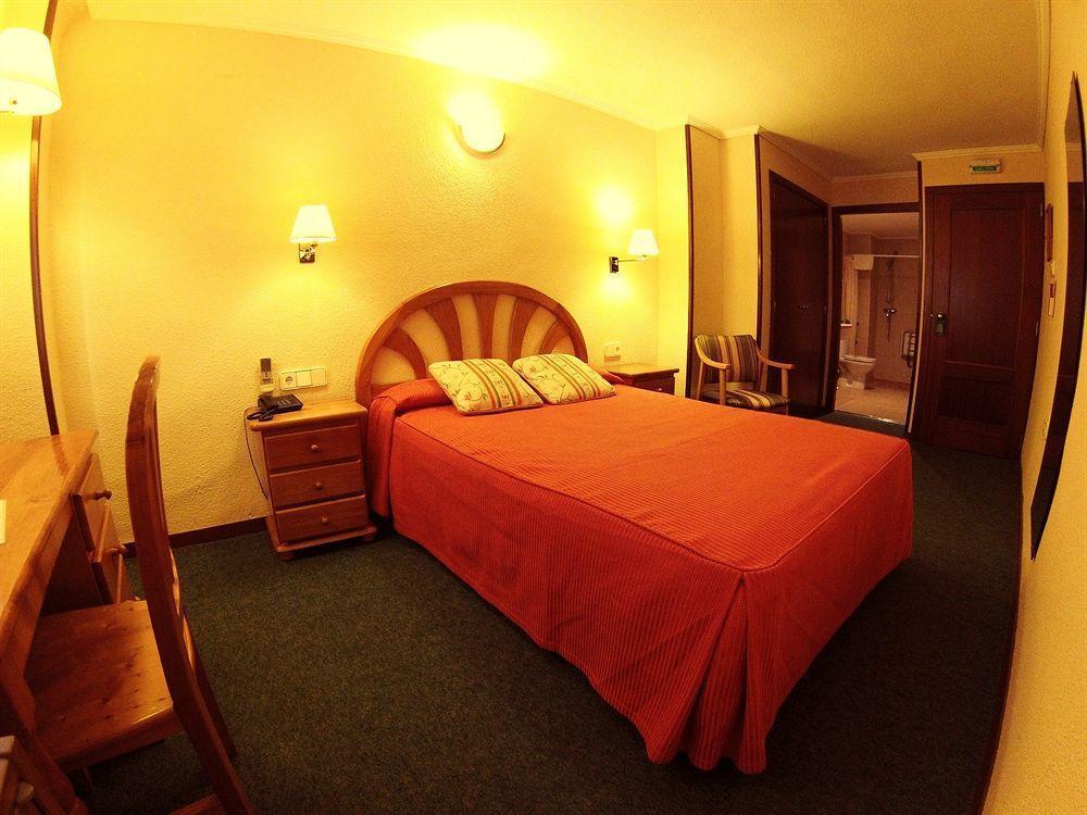 Hotel Avenida Plaza Alzira Ngoại thất bức ảnh