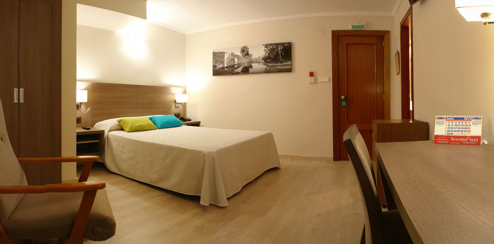 Hotel Avenida Plaza Alzira Ngoại thất bức ảnh