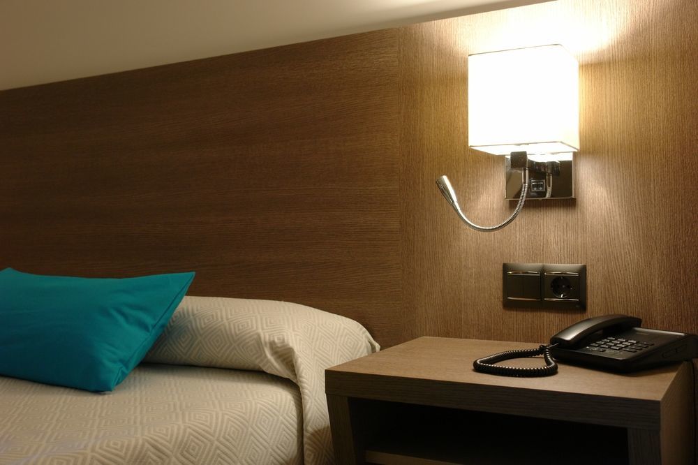 Hotel Avenida Plaza Alzira Ngoại thất bức ảnh